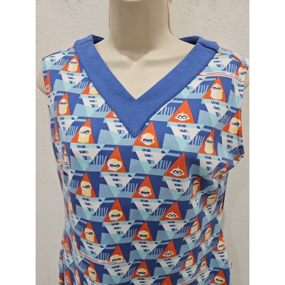 2024 Disney Parks Contemporary Resort The Incredibles Dress Size M - Picture 3 of 16